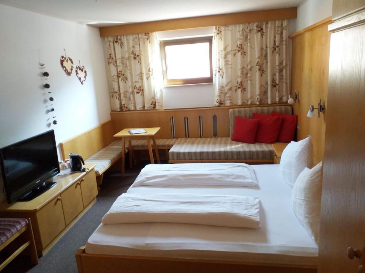 Garni Apparthotel St Valentin San Valentino alla Muta Dış mekan fotoğraf